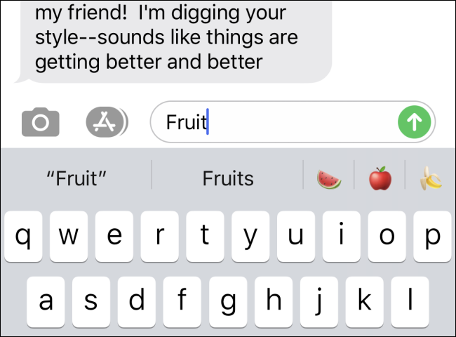 Affichage des résultats de recherche d'emoji de fruits dans Apple Message