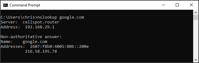 Effectuer une recherche DNS avec la commande nslookup sous Windows 10.