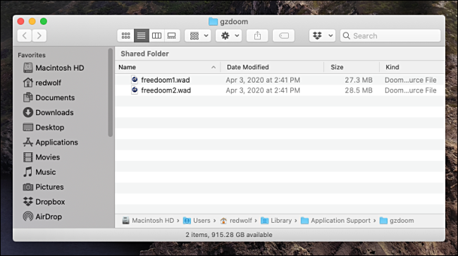 Deux fichiers WAD libérés dans le "GZDoom" dossier sur un Mac.