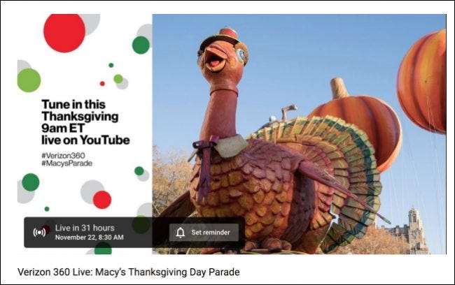 Un grand flotteur de dinde pour le défilé de Thanksgiving de Macy