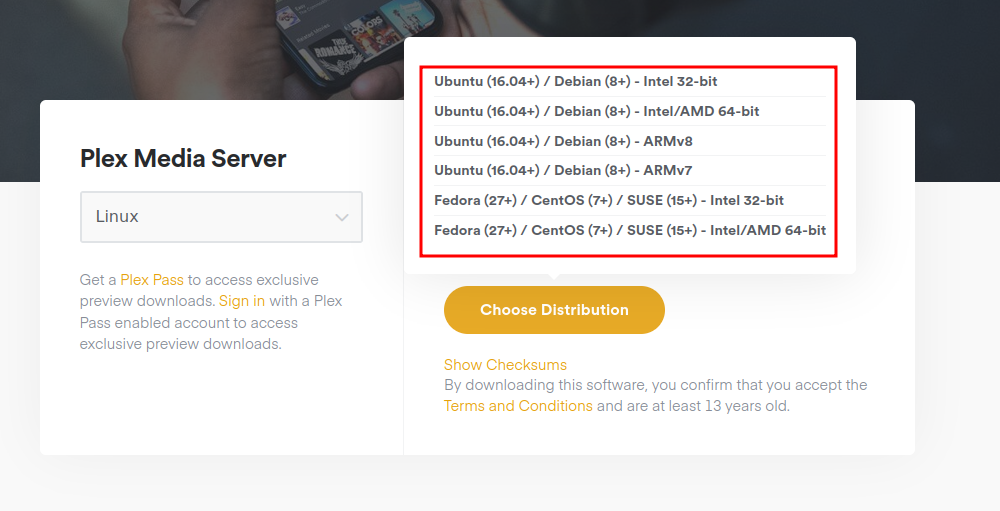 Une liste déroulante sur la page de téléchargement de Plex affichant les packages disponibles pour différentes distributions Linux