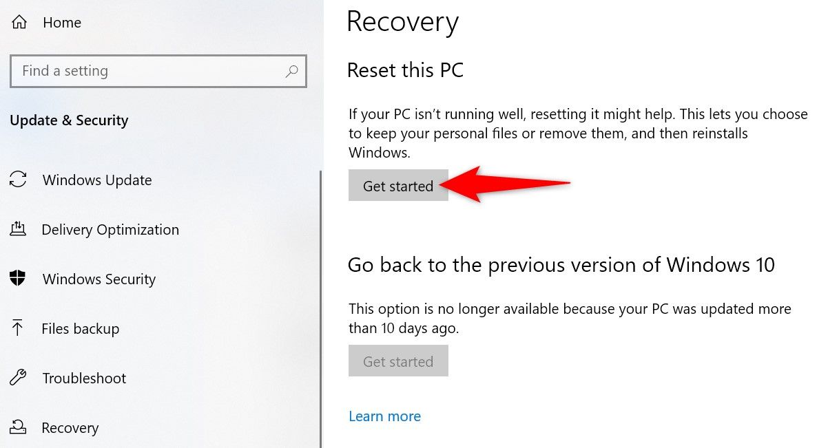 « Commencer » est mis en évidence dans la section « Réinitialiser ce PC » des paramètres de Windows 10.