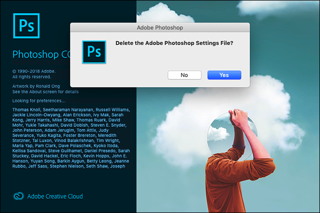 le "Supprimer le fichier de paramètres Adobe Photoshop?" invite dans Photoshop.